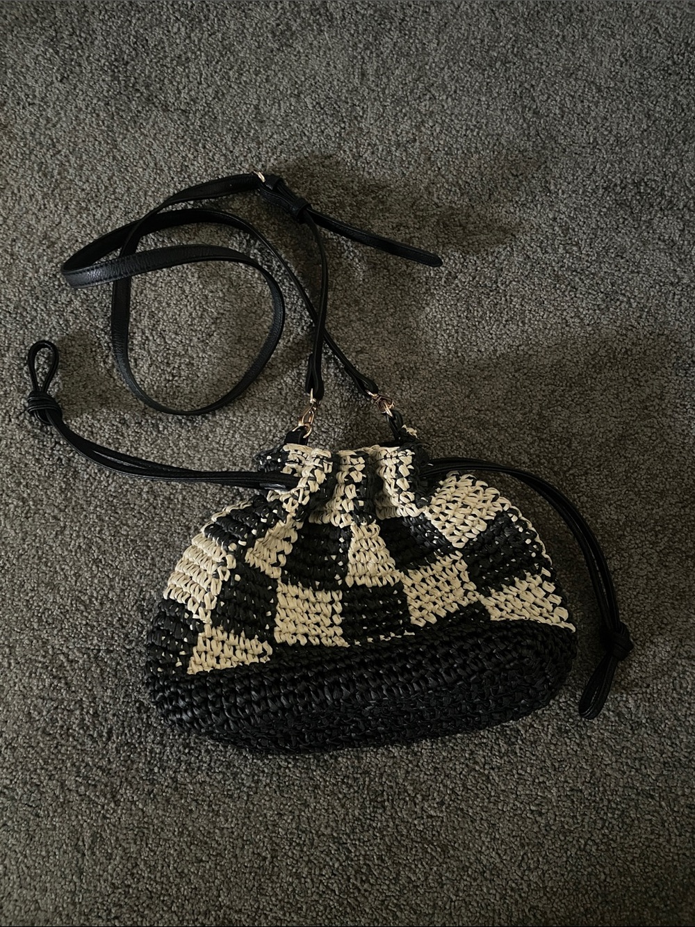Universal Thread straw bucket bag crossbody purse